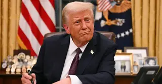 রিপাবলিকান–ডেমোক্র্যাট ঐকমত্যে সরকারি ব্যয় চুক্তিতে ট্রাম্পের সই